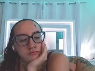 adafontaine18's Live Sex Cam Show