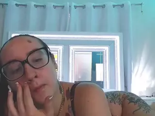 adafontaine18's Live Sex Cam Show