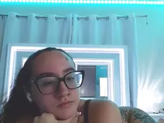 adafontaine18's Live Sex Cam Show