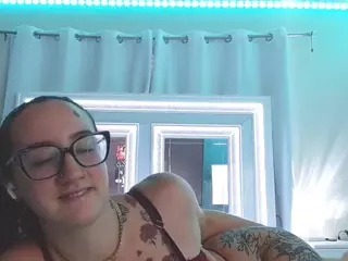 adafontaine18's Live Sex Cam Show
