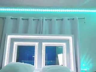 adafontaine18's Live Sex Cam Show