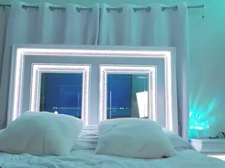 adafontaine18's Live Sex Cam Show