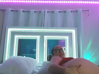 adafontaine18's Live Sex Cam Show