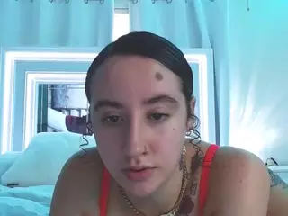 adafontaine18's Live Sex Cam Show
