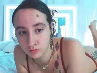 adafontaine18's Live Sex Cam Show