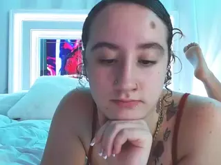 adafontaine18's Live Sex Cam Show