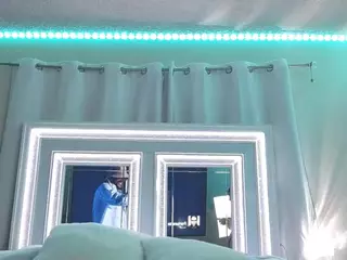 adafontaine18's Live Sex Cam Show