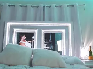 adafontaine18's Live Sex Cam Show