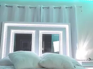 adafontaine18's Live Sex Cam Show