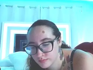 adafontaine18's Live Sex Cam Show