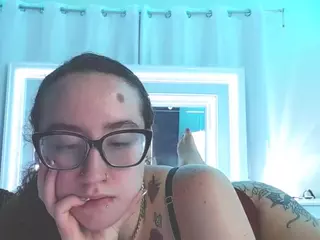 adafontaine18's Live Sex Cam Show