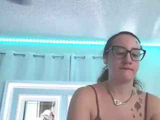 adafontaine18's Live Sex Cam Show