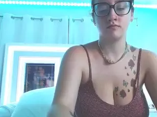 adafontaine18's Live Sex Cam Show