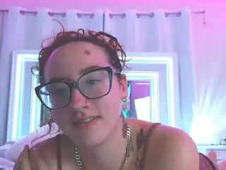 adafontaine18's Live Sex Cam Show