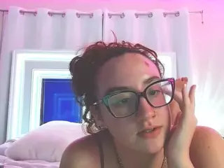 adafontaine18's Live Sex Cam Show