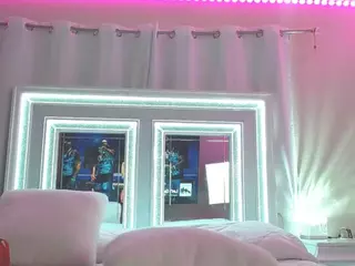 adafontaine18's Live Sex Cam Show
