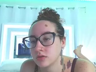 adafontaine18's Live Sex Cam Show