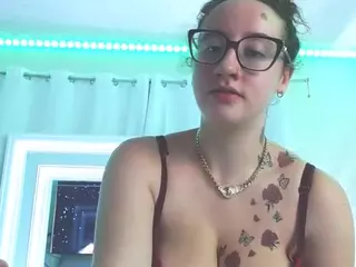 adafontaine18's Live Sex Cam Show