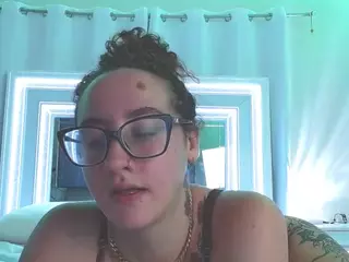 adafontaine18's Live Sex Cam Show