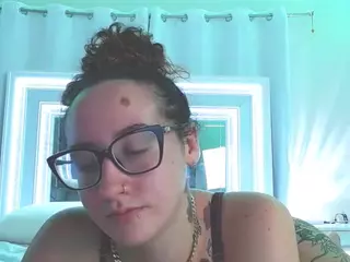 adafontaine18's Live Sex Cam Show