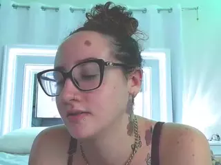 adafontaine18's Live Sex Cam Show