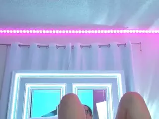 adafontaine18's Live Sex Cam Show