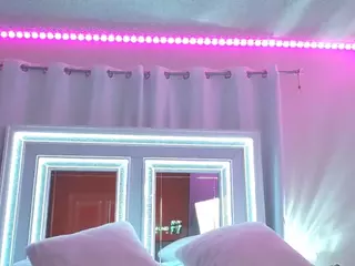 adafontaine18's Live Sex Cam Show