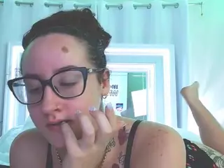 adafontaine18's Live Sex Cam Show