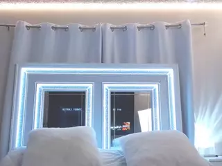 adafontaine18's Live Sex Cam Show