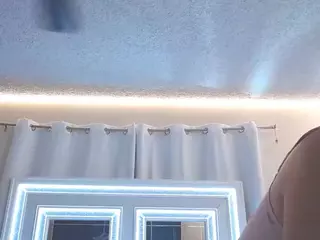 adafontaine18's Live Sex Cam Show