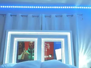 adafontaine18's Live Sex Cam Show