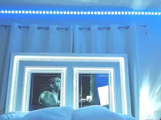 adafontaine18's Live Sex Cam Show