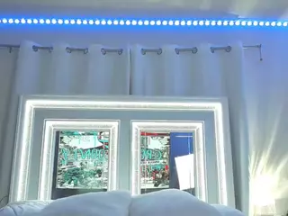adafontaine18's Live Sex Cam Show