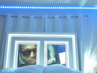 adafontaine18's Live Sex Cam Show