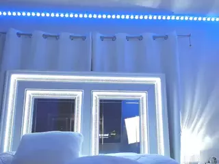adafontaine18's Live Sex Cam Show