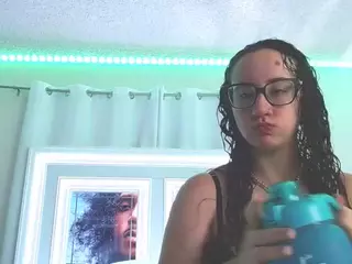adafontaine18's Live Sex Cam Show