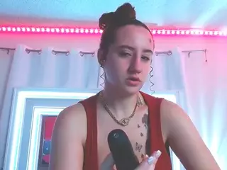 adafontaine18's Live Sex Cam Show