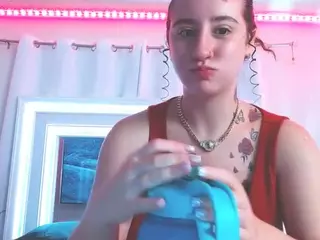adafontaine18's Live Sex Cam Show