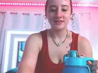 adafontaine18's Live Sex Cam Show