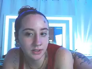 adafontaine18's Live Sex Cam Show
