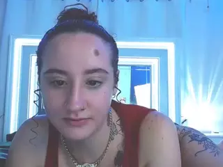 adafontaine18's Live Sex Cam Show