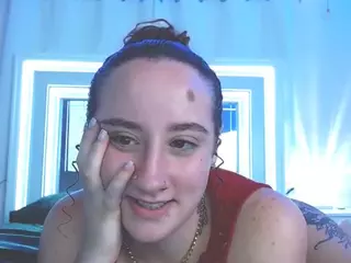 adafontaine18's Live Sex Cam Show