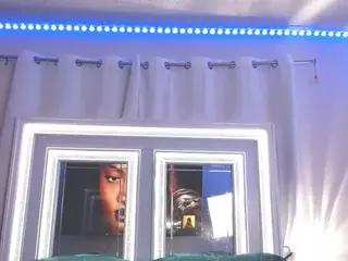 adafontaine18's Live Sex Cam Show