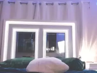 adafontaine18's Live Sex Cam Show