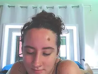 adafontaine18's Live Sex Cam Show