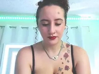 adafontaine18's Live Sex Cam Show