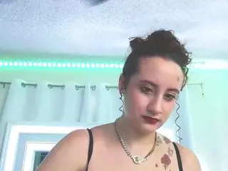 adafontaine18's Live Sex Cam Show
