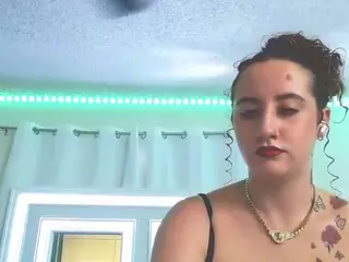 adafontaine18's Live Sex Cam Show