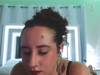adafontaine18's Live Sex Cam Show