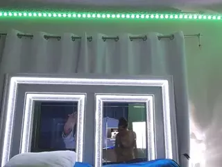 adafontaine18's Live Sex Cam Show
